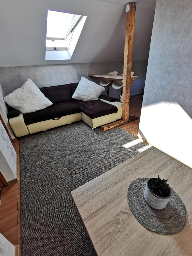 شقة Silent Loft For Getaway لييبايا المظهر الخارجي الصورة